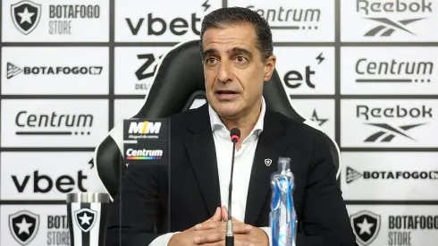 Paiva no comando do Botafogo. Foto: Vitor Silva/Botafogo