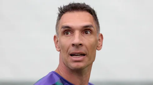 Fernando Prass expõe situação do clube