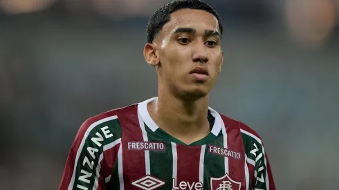 Joia do Fluminense, Isaque vive expectativa de voltar a entrar em campo – Foto: Thiago Ribeiro/AGIF