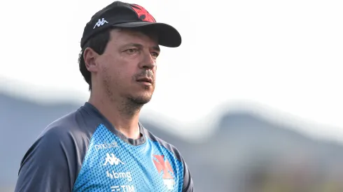 Alvo do Vasco, Diniz passou pelo Cruzmaltino em 2021 – Foto: Thiago Ribeiro/AGIF