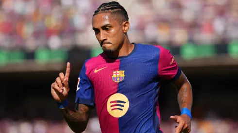 Raphinha, jogador do Barcelona – Foto: Alex Caparros/Getty Images