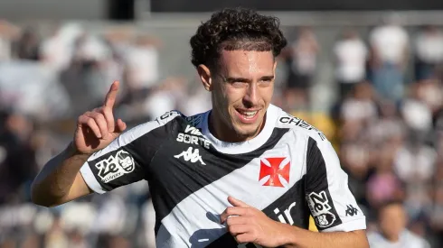 Nuno Moreira jogador do Vasco comemora seu gol durante partida contra o Operario. Foto: Giovani Baccin/AGIF