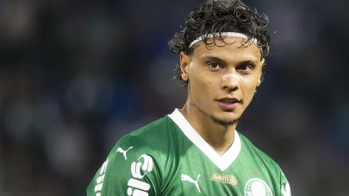 SP – BARUERI – 11/05/2025 – BRASILEIRO A 2025, PALMEIRAS X SAO PAULO – Richard Rios jogador do Palmeiras durante partida contra o Sao Paulo no estadio Arena Barueri pelo campeonato Brasileiro A 2025. Foto: Anderson Romao/AGIF