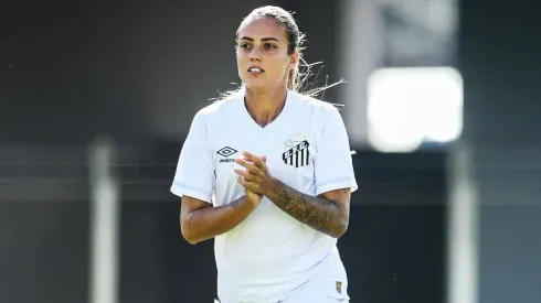 Ingryd Mancini, joia da defesa do Santos desfalca o elenco na segunda rodada do Paulistão contra o Corinthians após grave lesão no ultimo sabado