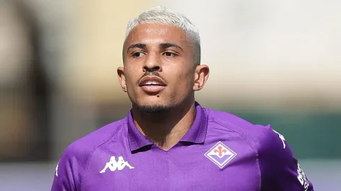 FLORENCE, ITALY – MARCH 30: Domilson Cordeiro dos Santos known as Dodo of ACF Dodô, lateral-direito da Fiorentina – Foto: Gabriele Maltinti/Getty Images