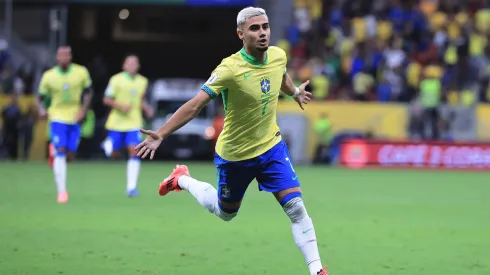 DF – BRASILIA – 15/10/2024 – ELIMINATORIAS COPA DO MUNDO 2026, BRASIL X PERU – Andreas Pereira jogador do Brasil comemora seu gol durante partida contra o Peru no estadio Mane Garrincha pelo campeonato Eliminatorias Copa Do Mundo 2026. Foto: Ettore Chiereguini/AGIF
