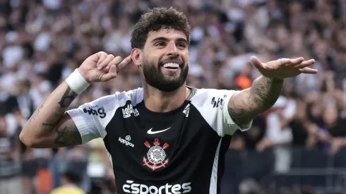 Yuri Alberto jogador do Corinthians comemora seu gol durante partida contra o Santos no estádio Arena Corinthians pelo campeonato Brasileiro A 2025. Foto: Marcello Zambrana/AGIF