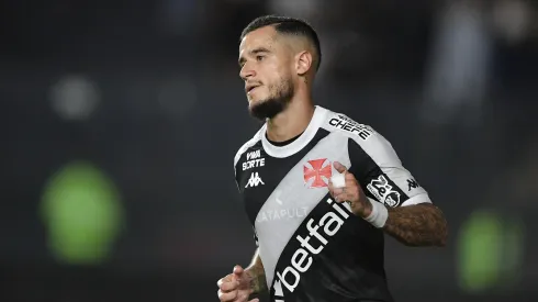Astro do Vasco, Coutinho não irá entrar em campo contra o Fluminense – Foto: Thiago Ribeiro/AGIF