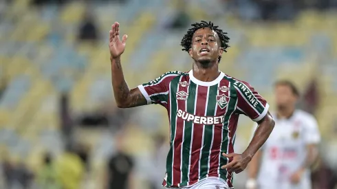 Keno jogador do Fluminense comemora seu gol durante partida contra o Aparecidense no estadio Maracana pelo campeonato Copa Do Brasil 2025. Foto: Thiago Ribeiro/AGIF