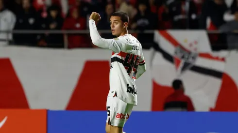 O atacante Lucca, de apenas 17 anos, foi o herói da partida contra o Libertad