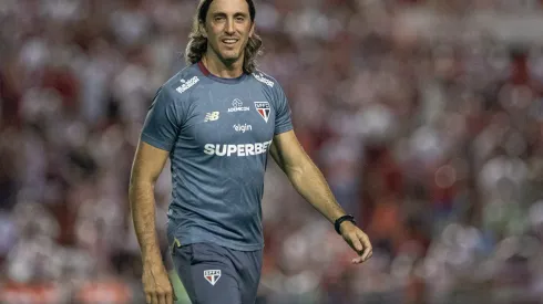 PE – RECIFE – 20/05/2025 – COPA DO BRASIL 2025, NAUTICO X SAO PAULO –  Luis Zubeldia tecnico do Sao Paulo durante partida contra o Nautico no estadio Aflitos pelo campeonato Copa Do Brasil 2025. Foto: Rafael Vieira/AGIF
