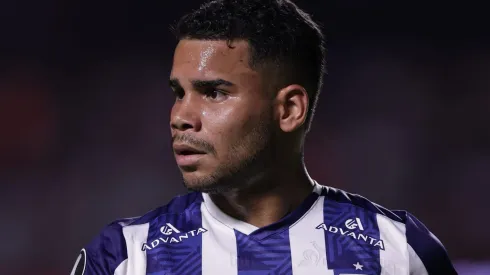 Navarro durante partida entre São Paulo e Talleres, no Morumbis, pela Libertadores.