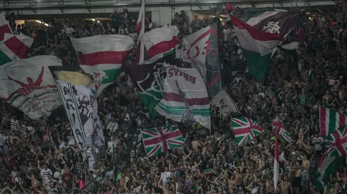 Torcedores do Fluminense no Maracanã – Foto: Thiago Ribeiro/AGIF