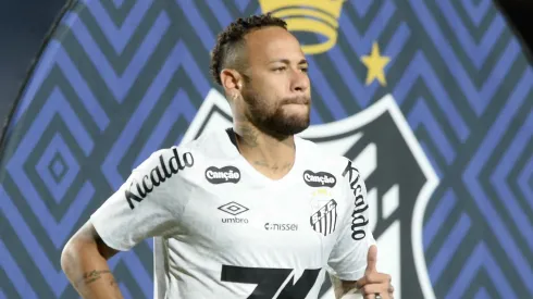 BA – SALVADOR – 25/05/2025 – BRASILEIRO A 2025, VITORIA X SANTOS – Neymar jogador do Santos durante aquecimento antes da partida contra o Vitoria no estadio Barradao pelo campeonato Brasileiro A 2025. Foto: Jhony Pinho/AGIF