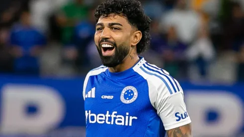 Gabigol, jogador do Cruzeiro, durante partida contra o Palestino no estadio Mineirao pelo campeonato Copa Sul-americana 2025. Foto: Fernando Moreno/AGIF
