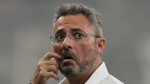 MG – BELO HORIZONTE – 09/04/2025 – COPA SUL-AMERICANA 2025, CRUZEIRO X MUSHUC RUNA – Alexandre Mattos Diretor de Futebol do Cruzeiro durante partida contra o Mushuc Runa no estadio Mineirao pelo campeonato Copa Sul-americana 2025.