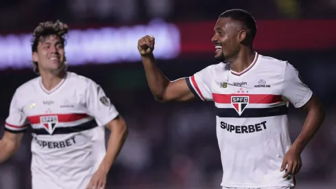 Sabino comemora seu gol pela Libertadores. Foto: Ettore Chiereguini/AGIF