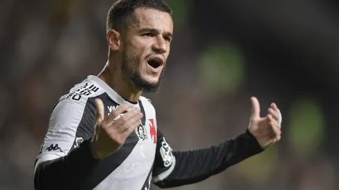 Coutinho tem permanência indefinida no Vasco.