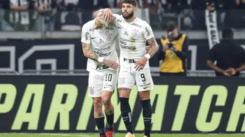 MG – BELO HORIZONTE – 08/07/2023 – BRASILEIRO A 2023, ATLETICO-MG X CORINTHIANS – Roger Guedes jogador do Corinthians comemora seu gol durante partida contra o Atletico-MG no estadio Mineirao pelo campeonato Brasileiro A 2023. Foto: Gilson Lobo/AGIF