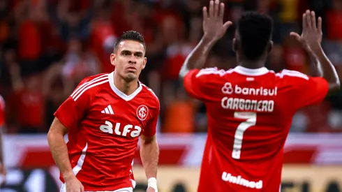 Borré e Carbonero estão em tratamento no DM do Inter – Foto: Maxi Franzoi/AGIF