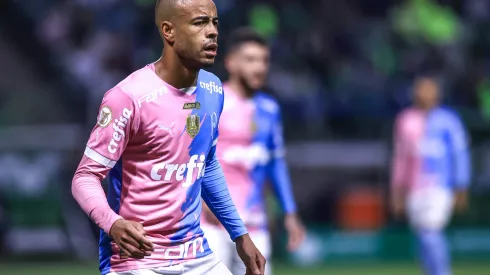 SP – SAO PAULO – 19/10/2023 – BRASILEIRO A 2023, PALMEIRAS X ATLETICO-MG – Mayke jogador do Palmeiras durante partida contra o Atletico-MG no estadio Arena Allianz Parque pelo campeonato Brasileiro A 2023. Foto: Marcello Zambrana/AGIF