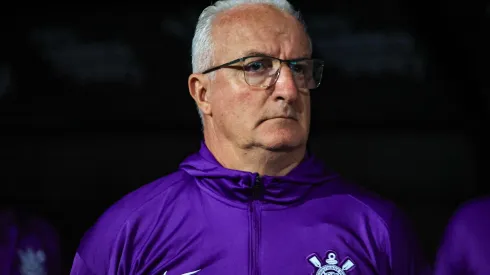 SP – SAO PAULO – 01/06/2025 – BRASILEIRO A 2025, CORINTHIANS X VITORIA – Dorival Jr tecnico do Corinthians durante partida contra o Vitoria no estadio Arena Corinthians pelo campeonato Brasileiro A 2025. Foto: Fabio Giannelli/AGIF