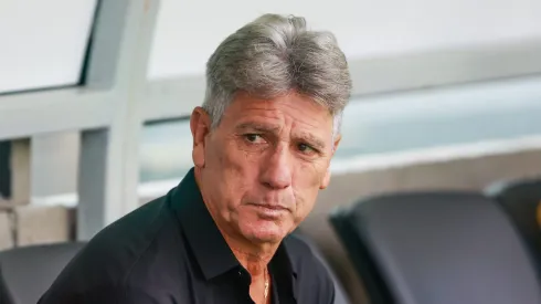 Renato Gaúcho acompanhando equipe do Fluminense – Foto: Luiz Erbes/AGIF