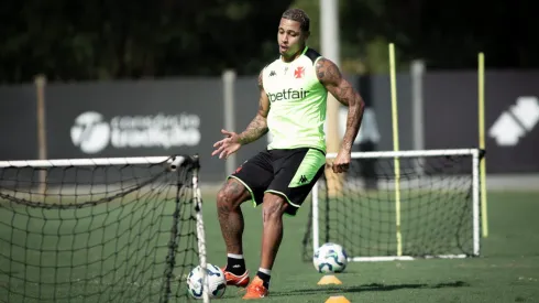 David segue se recuperando de lesão no Vasco – Foto: Reprodução/Vasco da Gama