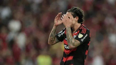 RJ – RIO DE JANEIRO – 28/05/2025 – COPA LIBERTADORES 2025, FLAMENGO X DEPORTIVO TACHIRA – Pedro jogador do Flamengo durante partida contra o Deportivo Tachira no estadio Maracana pelo campeonato Copa Libertadores 2025. Foto: Thiago Ribeiro/AGIF