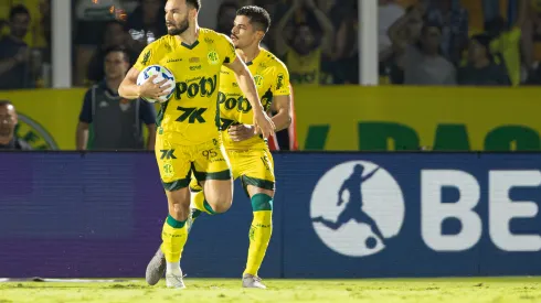 Torcida pode garantir entrada para Mirassol x Santos pela 15ª rodada do Brasileirão. Foto: Joisel Amaral/AGIF