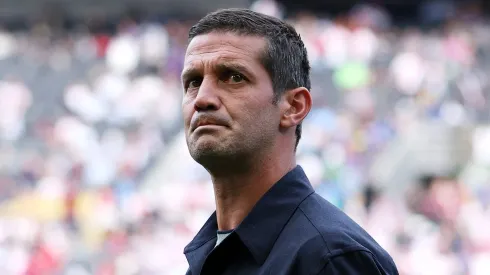 SEATTLE, WASHINGTON – JUNE 25: Cristian Chivu, Head Coach of FC Internazionale Milano, looks on prior to the FIFA Club World Cup 2025 group E match between FC Internazionale Milano and CA River Plate at Lumen Field on June 25, 2025 in Seattle, Washington. (Photo by Buda Mendes/Getty Images)