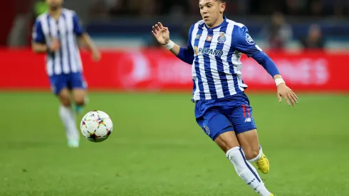 LEVERKUSEN, GERMANY – OCTOBER 12: Pepê of FC Porto controls the ball during the UEFA Champions League group B match between Bayer 04 Leverkusen and FC Porto at BayArena on October 12, 2022 in Leverkusen, Germany. (Photo by Martin Rose/Getty Images)