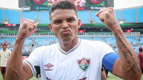 Thiago Silva comemorando pelo Fluminense – Foto: Marcelo Gonçalves/Fluminense