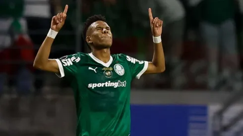 Estevão marca pelo Palmeiras contra o Chelsea. Foto: Getty Images