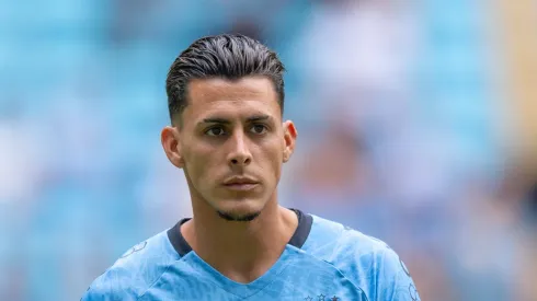 RS – PORTO ALEGRE – 13/04/2025 – BRASILEIRO A 2025, GREMIO X FLAMENGO – Cristian Pavon jogador do Gremio durante partida contra o Flamengo no estadio Arena do Gremio pelo campeonato Brasileiro A 2025.