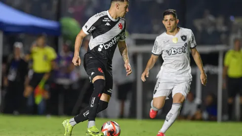 Vasco e Botafogo buscam primeira vitória no Mané Garrincha em 2025. Foto: Thiago Ribeiro/AGIF