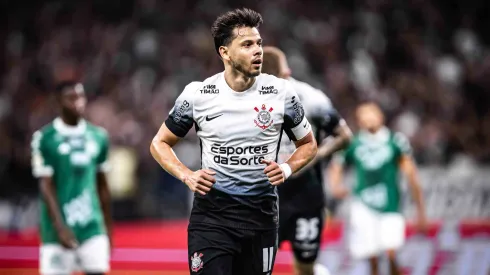 Dorival Júnior aposta em Romero no ataque e muda a defesa do Corinthians. Foto: Leonardo Lima/AGIF