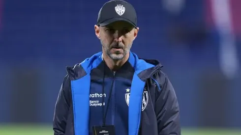 Javier Rabanal durante partida entre Independiente del Valle e Universitário, pela Libertadores. Foto: Franklin Jacome