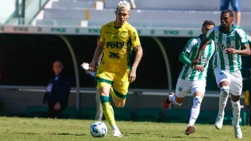 Cristian explica comemoração à la Neymar em vitória do Mirassol sobre o Santos. Foto: Luiz Erbes/AGIF