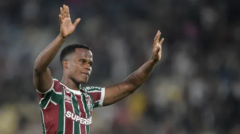 Jhon Arias se despediu do Fluminense no Maracanã – Foto: Thiago Ribeiro/AGIF