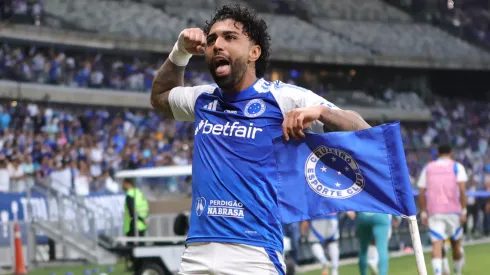 Gabigol comemorando pelo Cruzeiro contra o Juventude – Foto: Gilson Lobo/AGIF