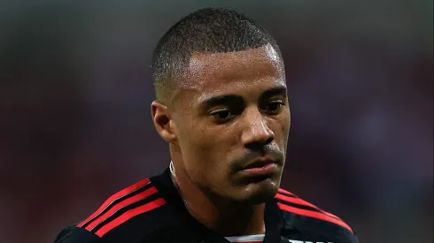 — De La Cruz vestindo a camisa do Flamengo contra o Millonarios