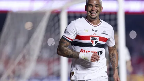 Luciano marcou os dois gols da vitória são-paulina. Foto: Ricardo Moreira/Getty Images
