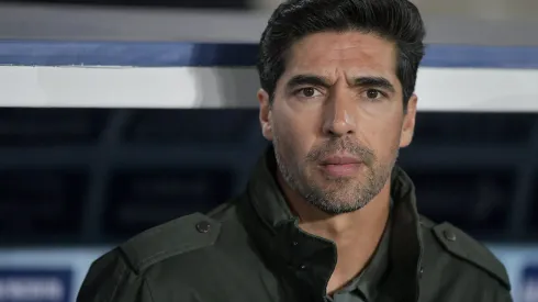 Vitor Roque decide, encerra jejum e Abel manda recado aos críticos. Foto: Thiago Ribeiro/AGIF