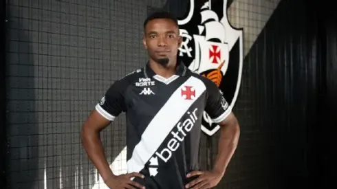 Thiago Mendes, volante do Vasco da Gama sendo anunciado