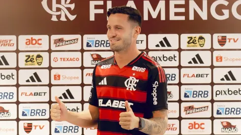 Saúl já foi apresentado e Filipe Luís está empolgado