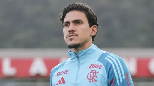 Pedro vê posição se tornar prioridade para o Flamengo no mercado