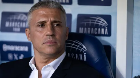 RJ – RIO DE JANEIRO – 12/07/2025 – BRASILEIRO A 2025, FLAMENGO X SAO PAULO – Hernan Crespo tecnico do Sao Paulo durante partida contra o Flamengo no estadio Maracana pelo campeonato Brasileiro A 2025. Foto: Jorge Rodrigues/AGIF