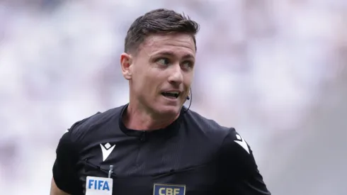 Árbitro de Fluminense x Inter. Foto: Ettore Chiereguini/AGIF