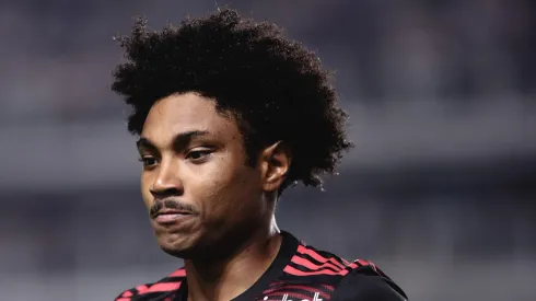 – Vitinho ex-Flamengo voltando ao Brasuk